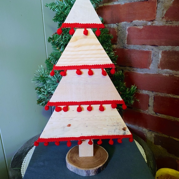 Hand Crafted Repurposed Wood Rustic Wooden Christmas Tree, Farmhouse Decor 16" - Picture 1 of 7